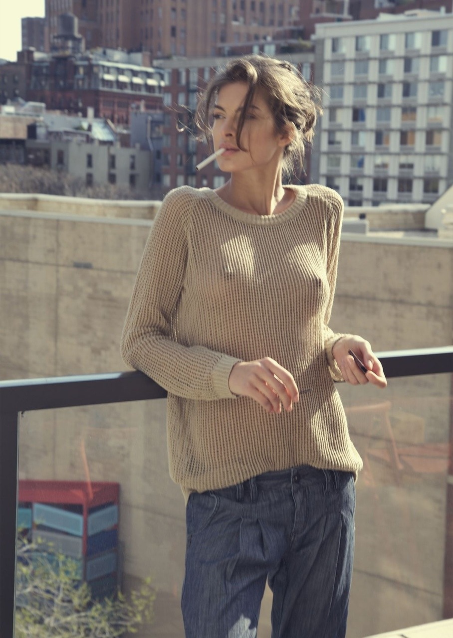 Aurélie, l’audace sensuelle au bout du fil pour une escapade torride Aurélie - rencontre-Cougar-Rouen