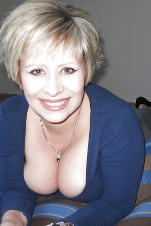 Mélanie 42 – Envie de bousculer ma routine Mélanie - rencontre-Libertine-Aubervilliers