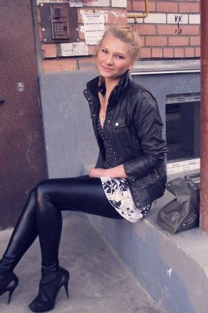 Chaleur estivale à Roubaix : soirée privée en vue Lola - rencontre-Libertine-Roubaix