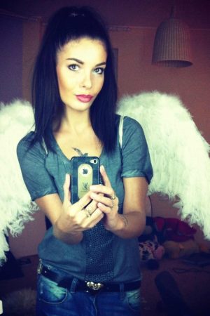 Besoin urgent de me sentir femme à Annecy Emma - rencontre-Teen-Annecy
