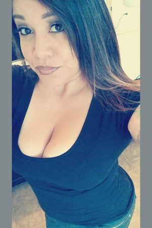 En été, je veux brûler de plaisir Sophie - rencontre-Cougar-Cherbourg-en-Cotentin