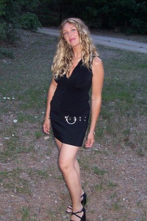 Astrid - rencontre-MILF-Cannes