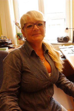 Et toi, tu fais quoi ce week-end ? Edith - rencontre-Naturiste-Besançon