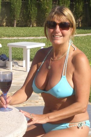Clémence - rencontre-Libertine-Aubagne
