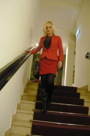 Théa - rencontre-Naturiste-Salon-de-Provence